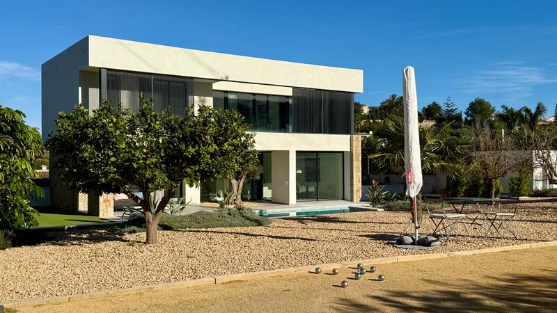 4 soveværelse Villa til salg 4 soveværelse Villa til salg