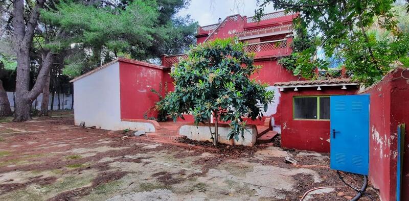 12 soverom Villa til salgs