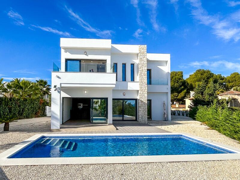 Villa en venta en Benissa, Alicante