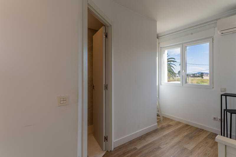 4 slaapkamer Villa Te koop