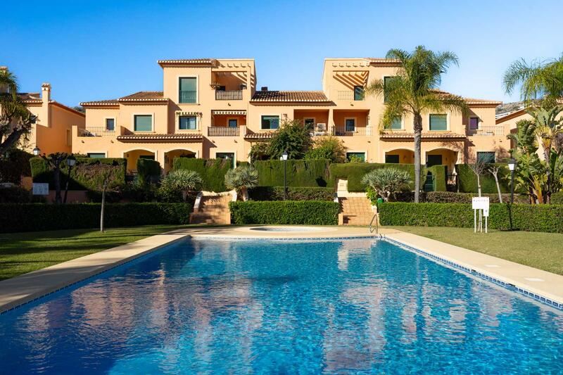 3 bedroom Apartment for sale