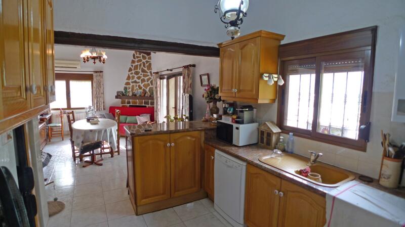 2 спальная комната вилла продается