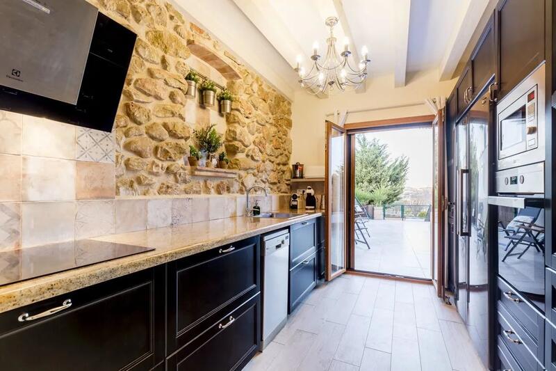 12 bedroom Villa for sale