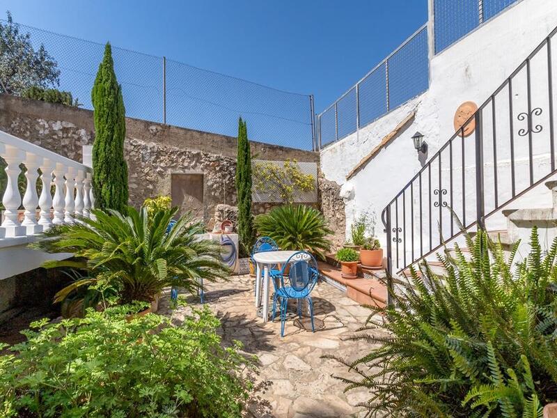 3 bedroom Townhouse for sale