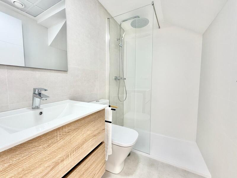 3 Schlafzimmer Stadthaus zu verkaufen