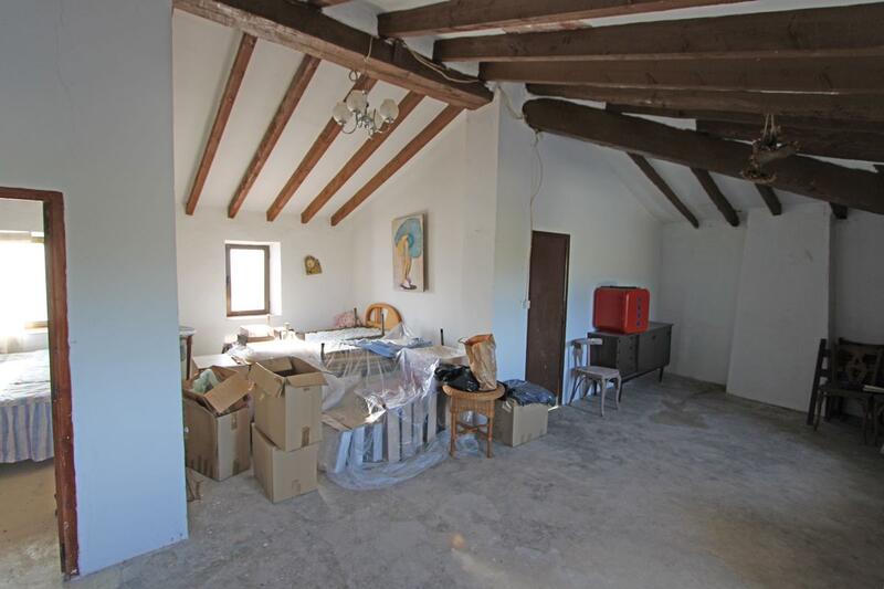 4 спальная комната вилла продается