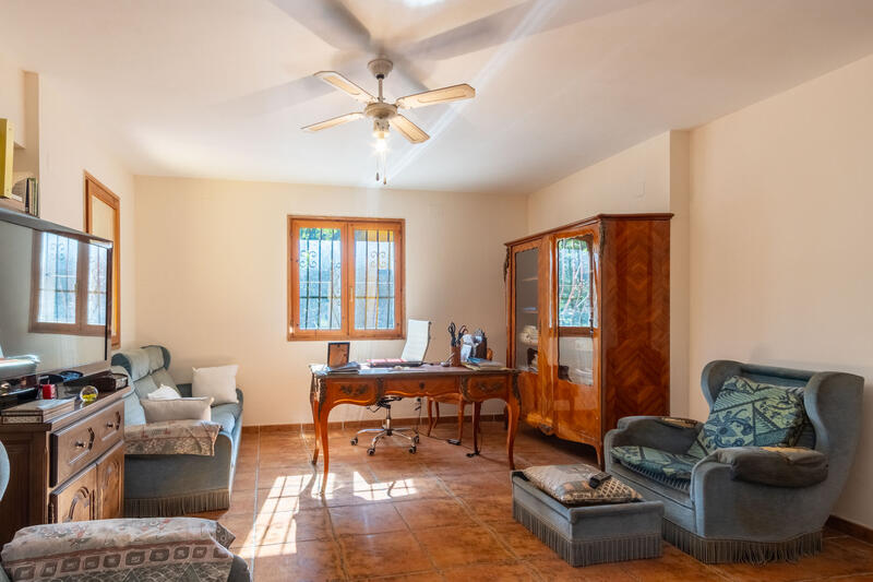 6 Cuarto Villa en venta