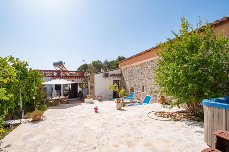 4 Cuarto Casa de Campo en venta