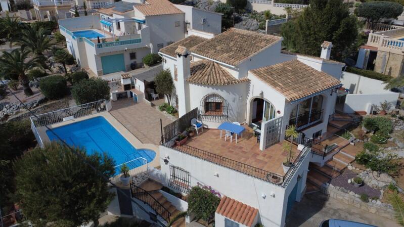 4 Schlafzimmer Villa zu verkaufen