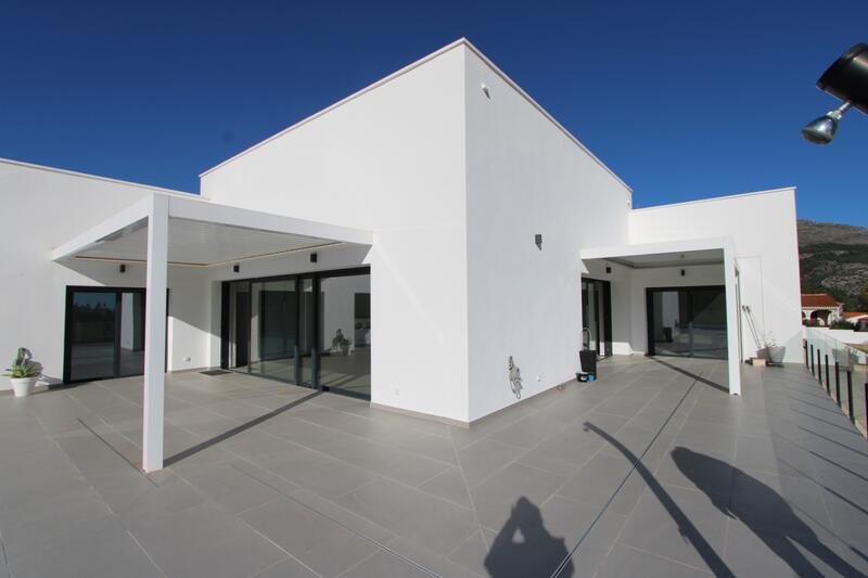 3 sovrum Villa till salu