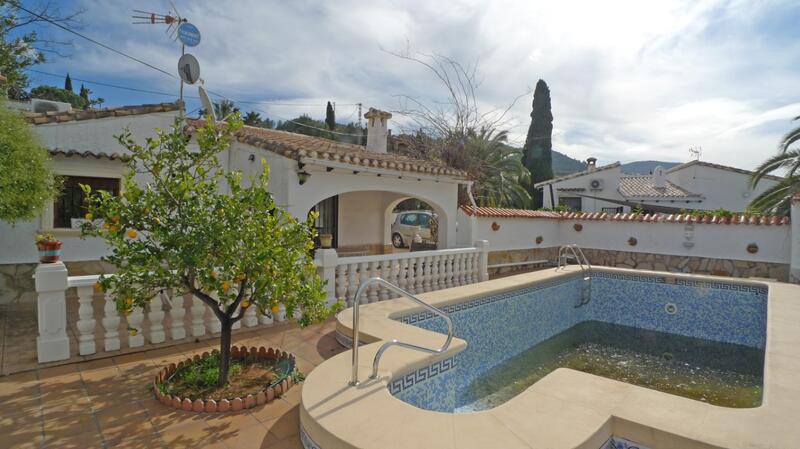 Villa en venta en Orba, Alicante