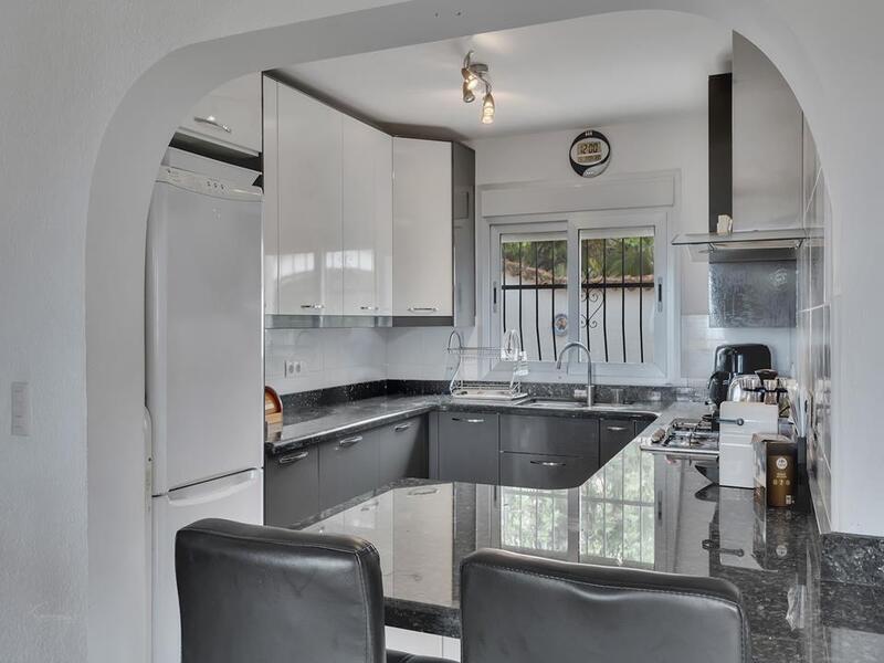 5 спальная комната вилла продается