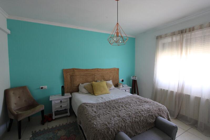 9 bedroom Villa for sale