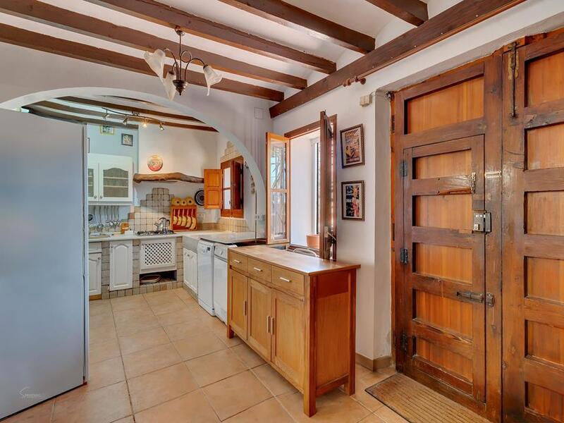 3 bedroom Townhouse for sale