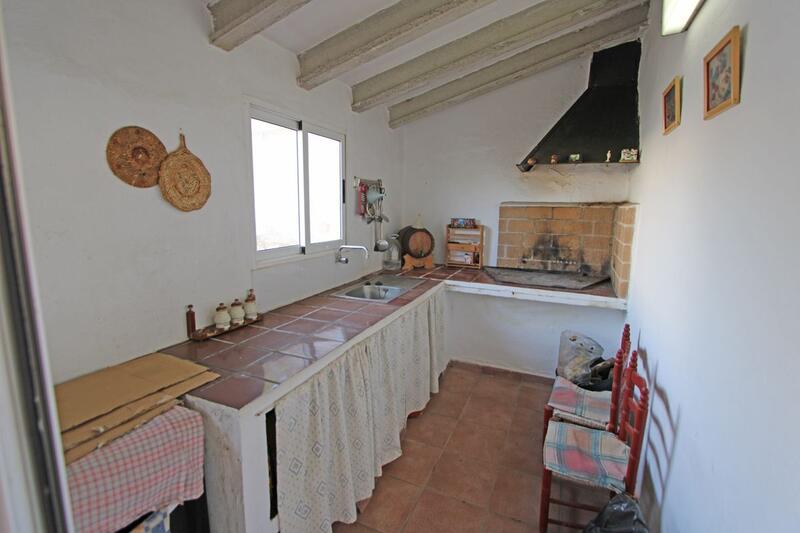 4 спальная комната вилла продается