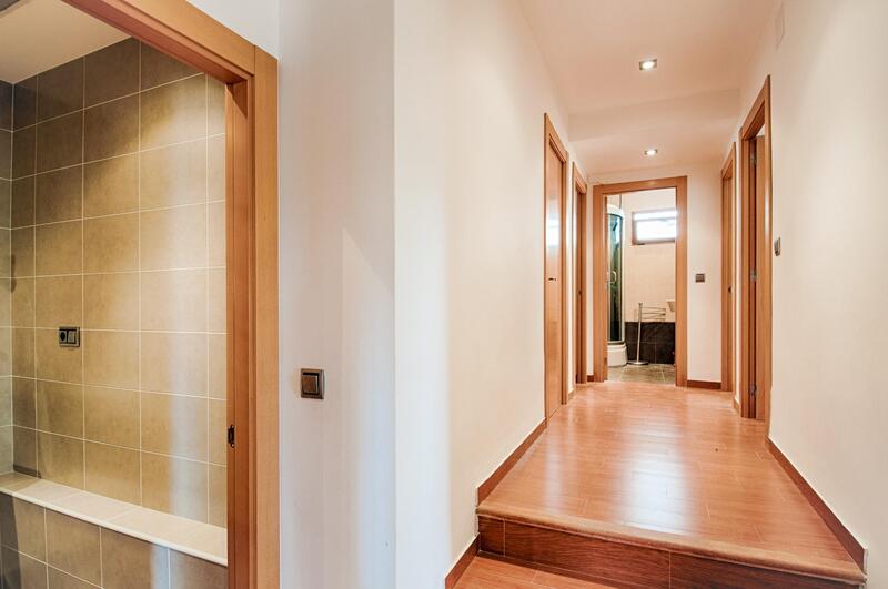 4 bedroom Country House for sale