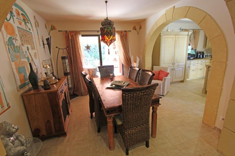 4 slaapkamer Villa Te koop