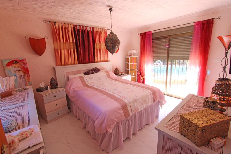 4 slaapkamer Villa Te koop