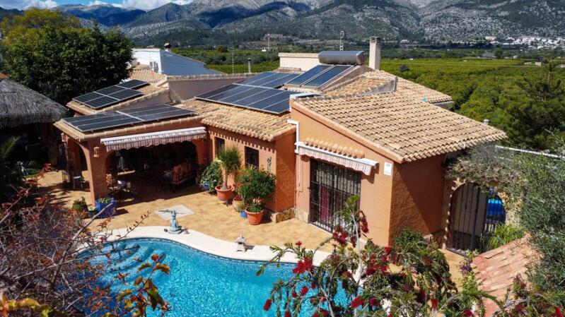 4 slaapkamer Villa Te koop