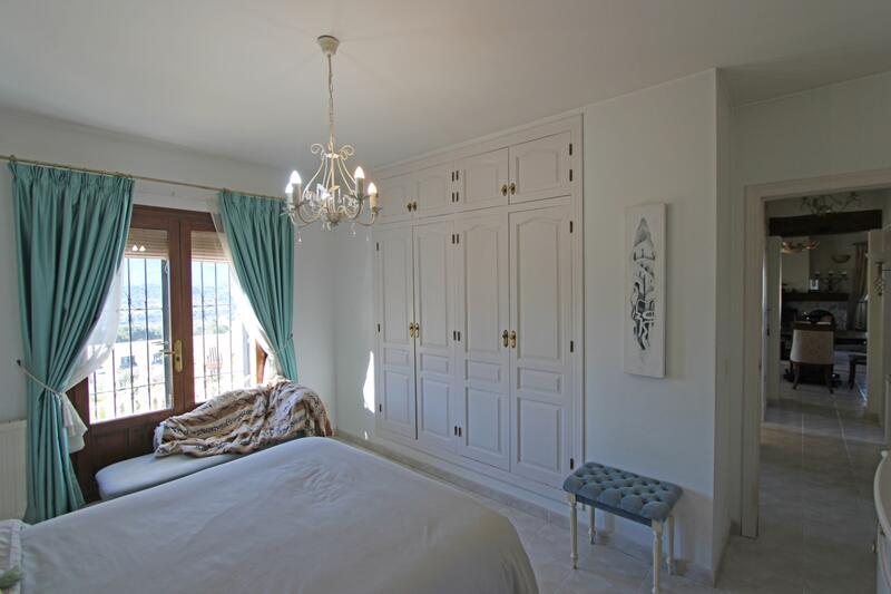 5 bedroom Villa for sale