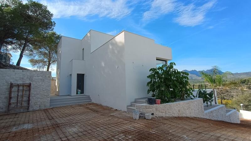 3 bedroom Villa for sale