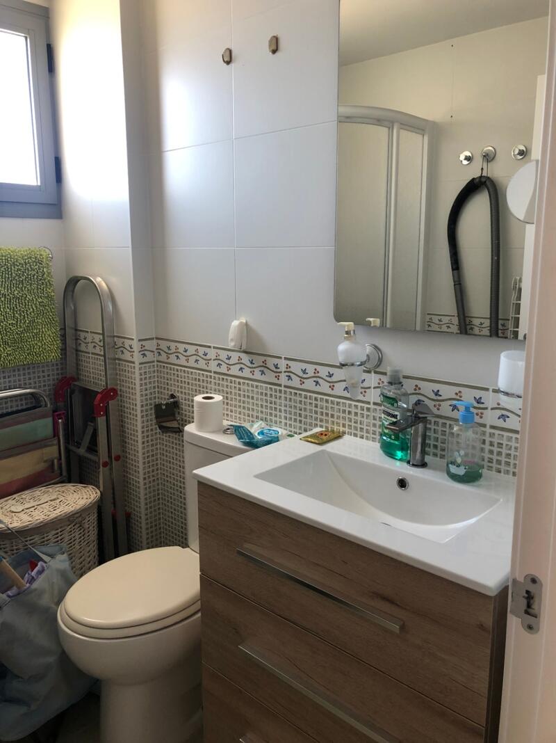 2 slaapkamer Appartement Te koop 2 slaapkamer Appartement Te koop