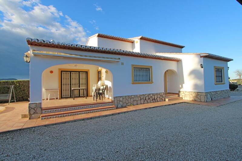 Villa for sale in Benidoleig, Alicante