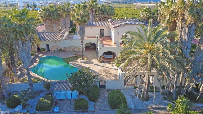 Villa for sale in Ondara, Alicante