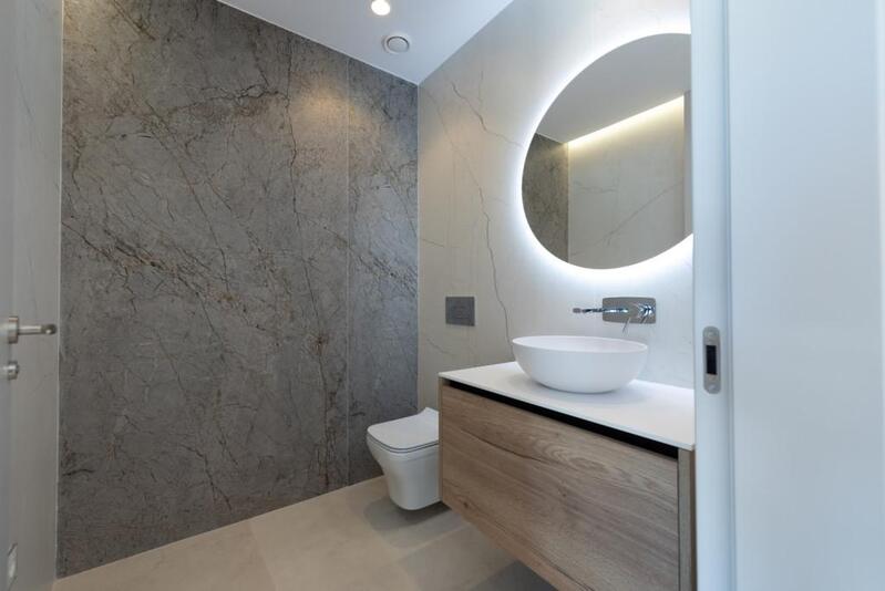 4 bedroom Apartment for sale