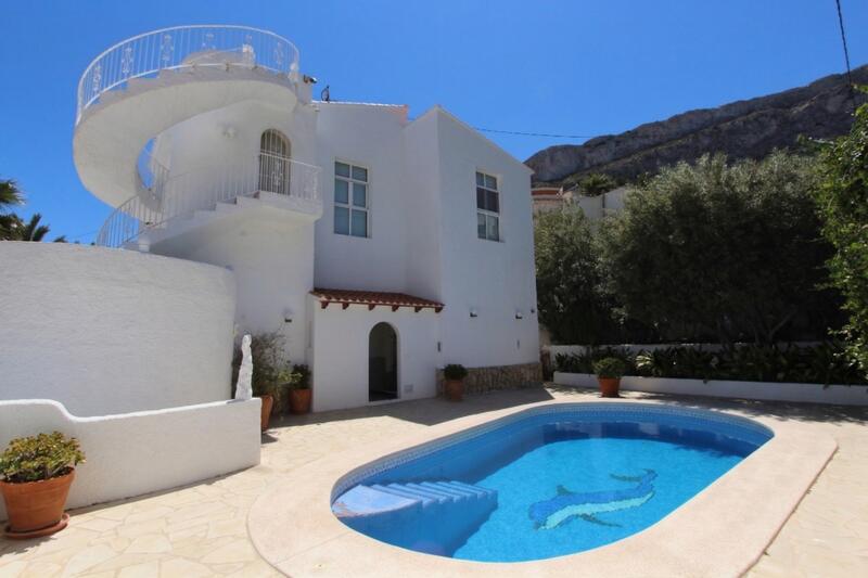 Villa til salg i Calpe, Alicante