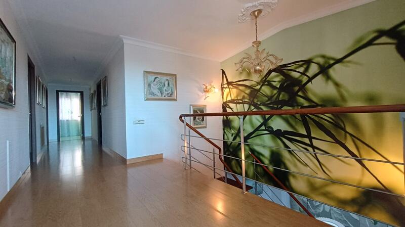 4 chambre Villa à vendre 4 chambre Villa à vendre