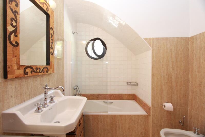 6 chambre Villa à vendre 6 chambre Villa à vendre