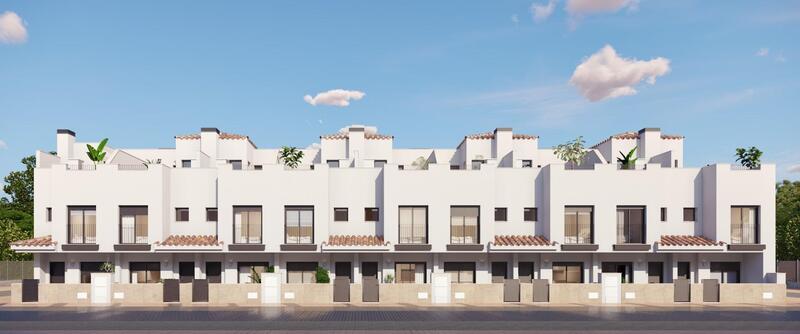 2 slaapkamer Gezinswoning Te koop