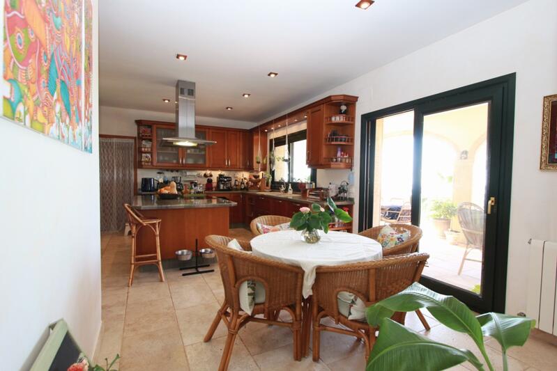 5 chambre Villa à vendre 5 chambre Villa à vendre