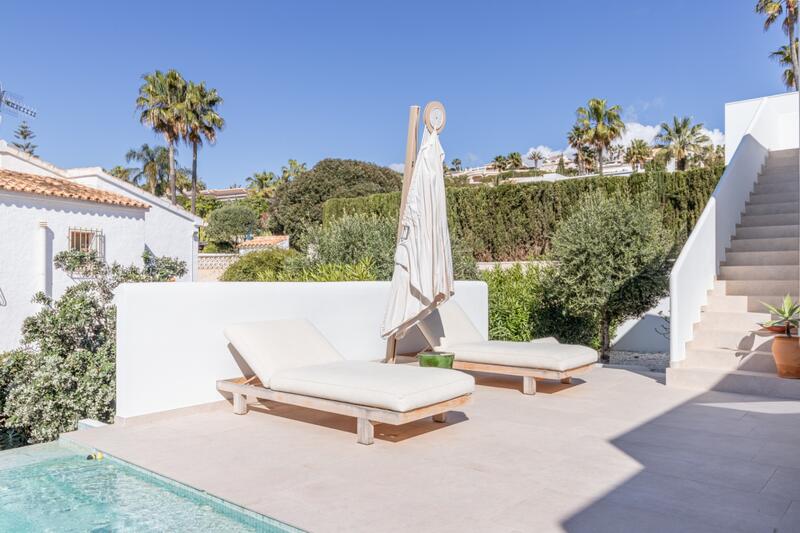 4 Schlafzimmer Villa zu verkaufen 4 Schlafzimmer Villa zu verkaufen