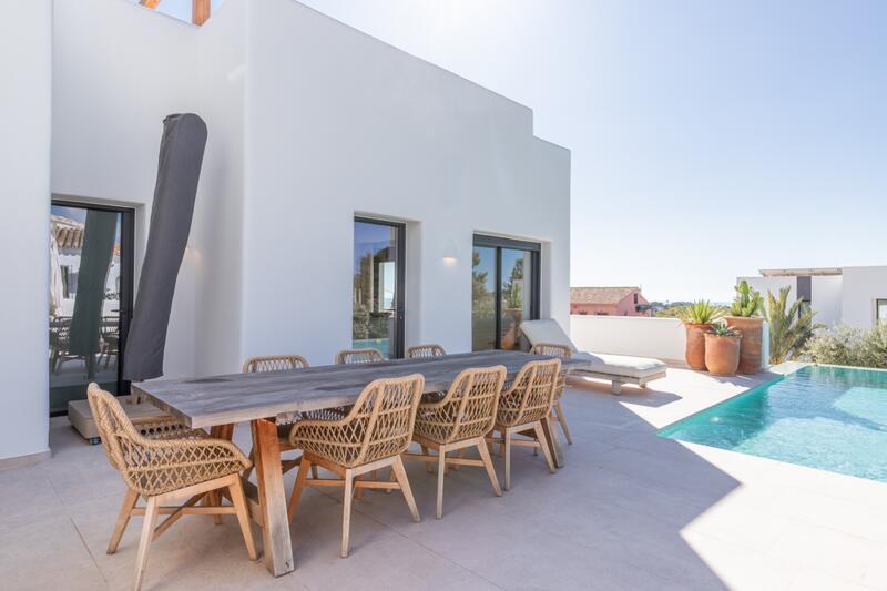 4 Schlafzimmer Villa zu verkaufen 4 Schlafzimmer Villa zu verkaufen
