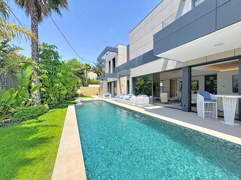4 bedroom Villa for sale