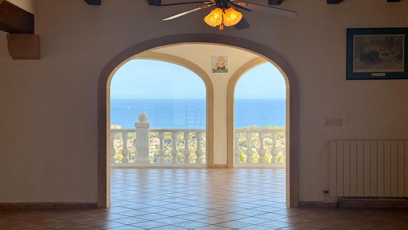 5 bedroom Villa for sale
