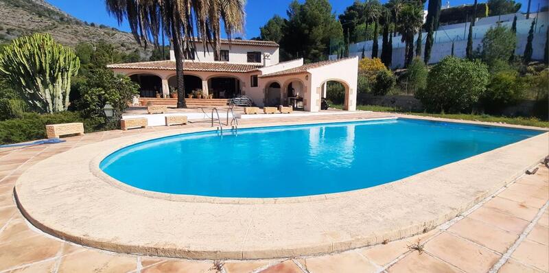 Villa zu verkaufen in Javea, Alicante