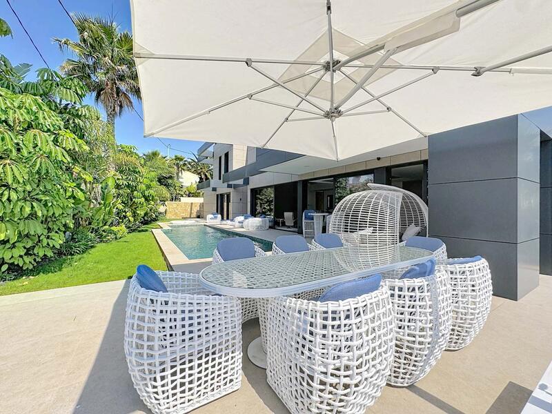 4 bedroom Villa for sale