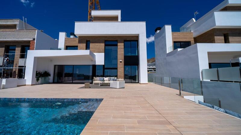 Villa for sale in Finestrat, Alicante