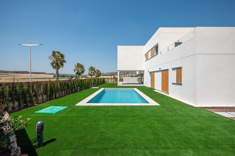 4 slaapkamer Villa Te koop 4 slaapkamer Villa Te koop