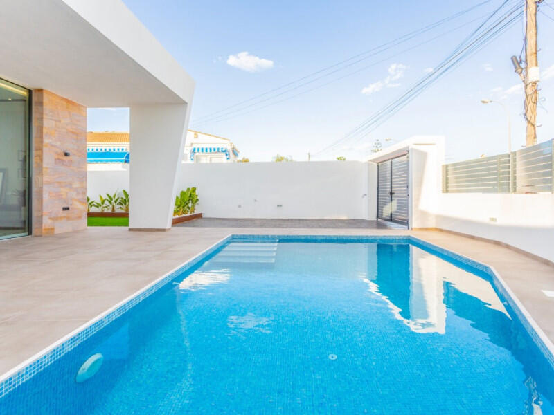 3 slaapkamer Villa Te koop 3 slaapkamer Villa Te koop