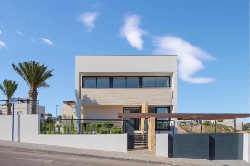 Villa for sale in Pilar de la Horadada, Alicante