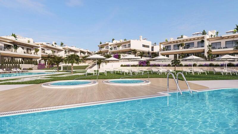 Villa til salgs i Torrevieja, Alicante