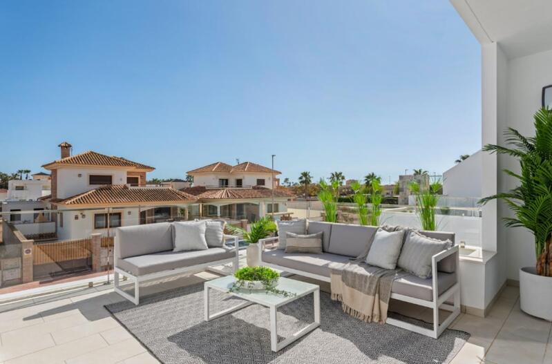 3 slaapkamer Villa Te koop 3 slaapkamer Villa Te koop