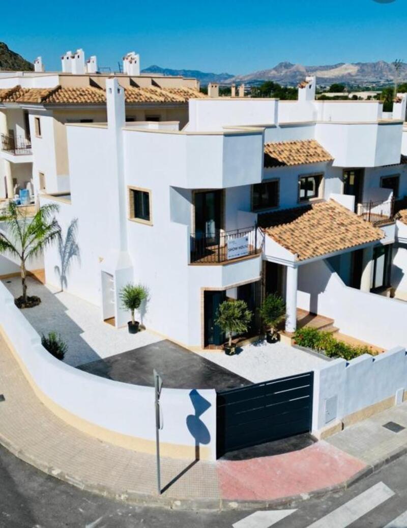 Villa til salg i Callosa de Segura, Alicante