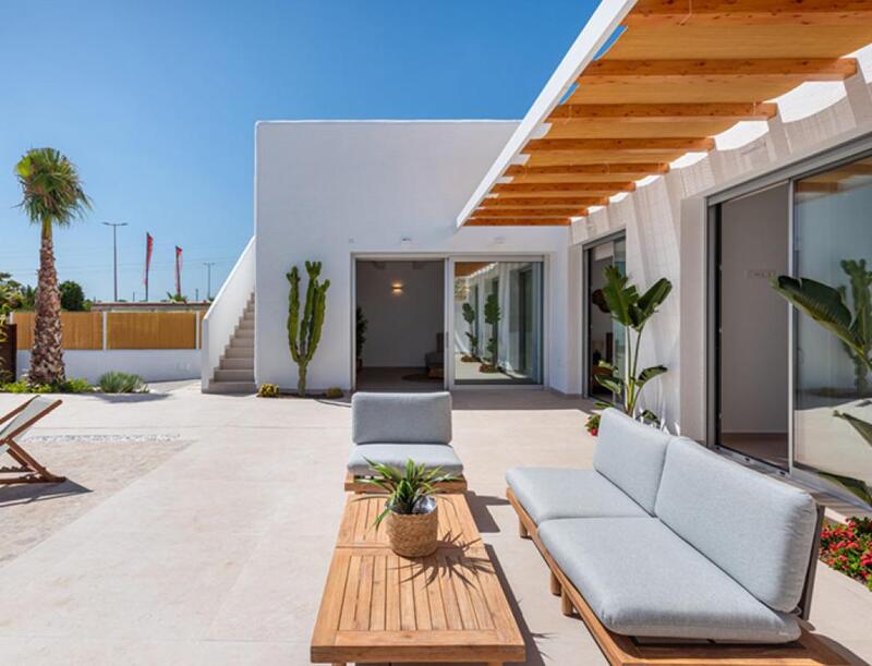 Villa til salgs i Dolores, Alicante