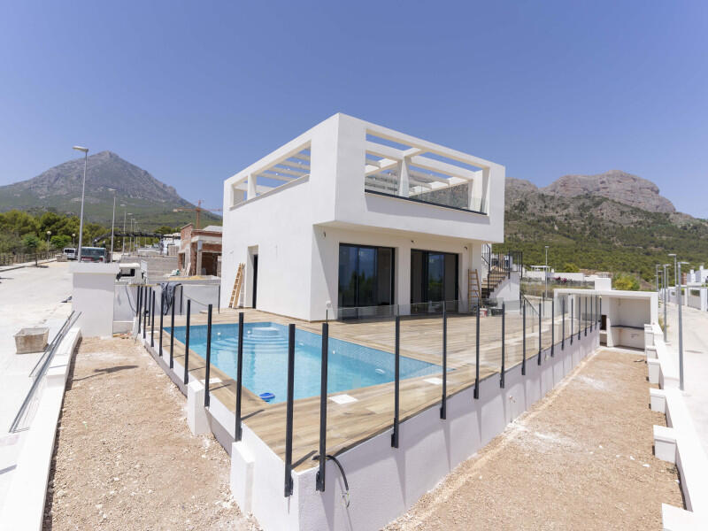 3 Schlafzimmer Villa zu verkaufen 3 Schlafzimmer Villa zu verkaufen