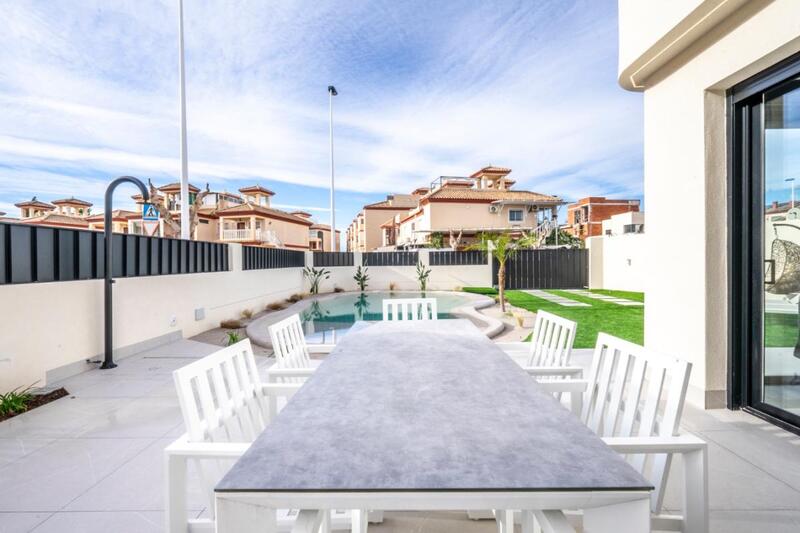 3 soverom Villa til salgs 3 soverom Villa til salgs